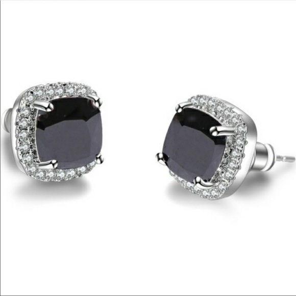 New White & Black Diamond Stud Earrings - Picture 2 of 4